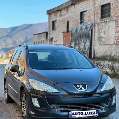 Peugeot 308 2011 në shitje