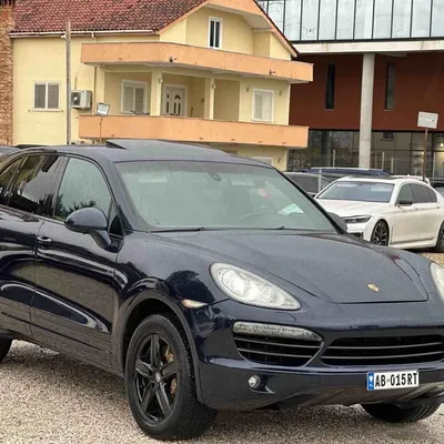 Porsche Cayenne 2011 në shitje