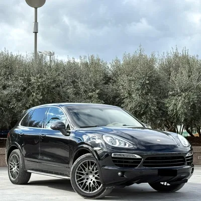 Porsche Cayenne 2013 në shitje