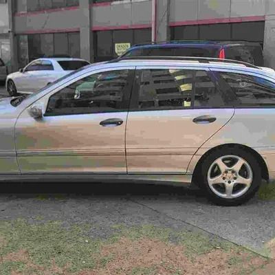 Mercedes-Benz C-class 2004 në shitje