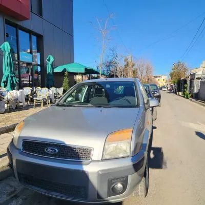 Ford Fusion 2007 në shitje