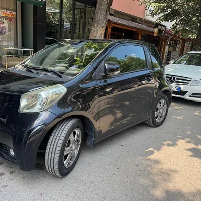 Toyota iQ