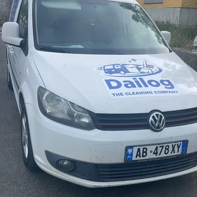 Volkswagen Caddy 2010 në shitje