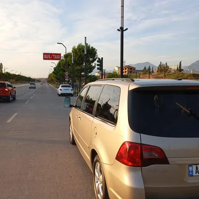 Volkswagen Routan 2009 në shitje