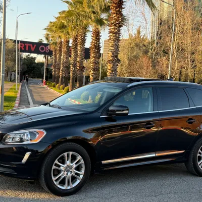 Volvo XC60 2015 në shitje