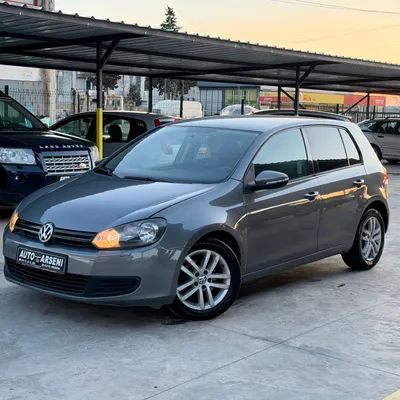 Volkswagen Golf 2009 në shitje