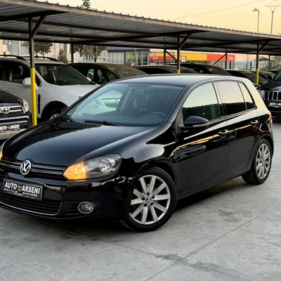 Volkswagen Golf 2010 në shitje