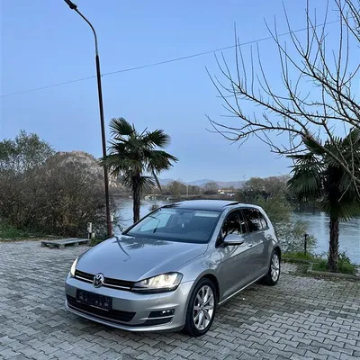Volkswagen Golf 2013 në shitje