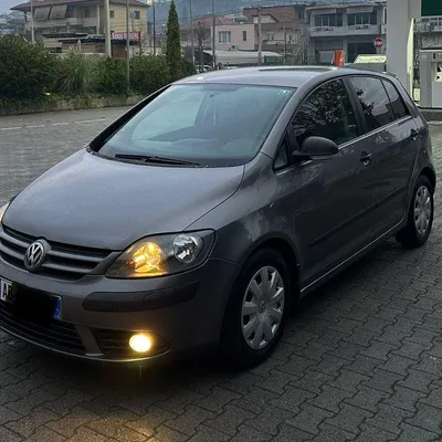 Volkswagen Golf 2007 në shitje
