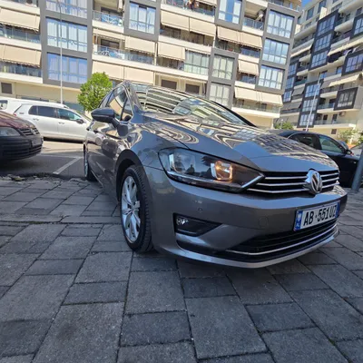 Volkswagen Golf 2015 në shitje