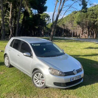 Volkswagen Golf 2010 në shitje