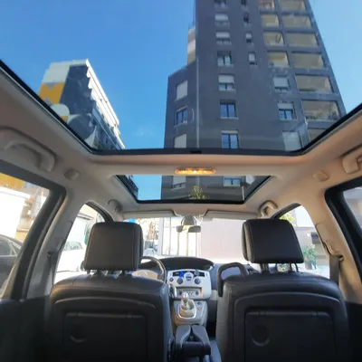 Renault Scenic 2009 në shitje