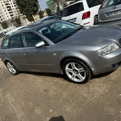 Audi A4 2003 në shitje
