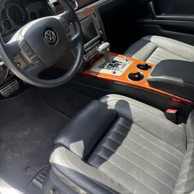 Volkswagen Phaeton