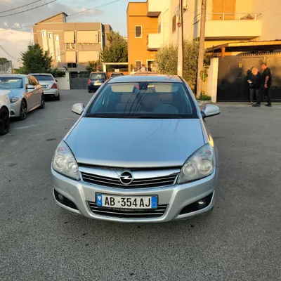 Opel Astra 2009 në shitje