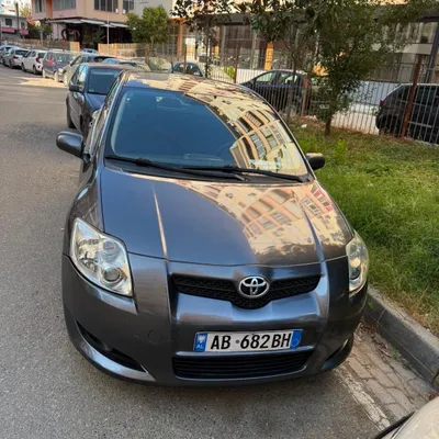 Toyota Auris 2009 në shitje