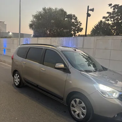 Dacia Lodgy 2014 në shitje
