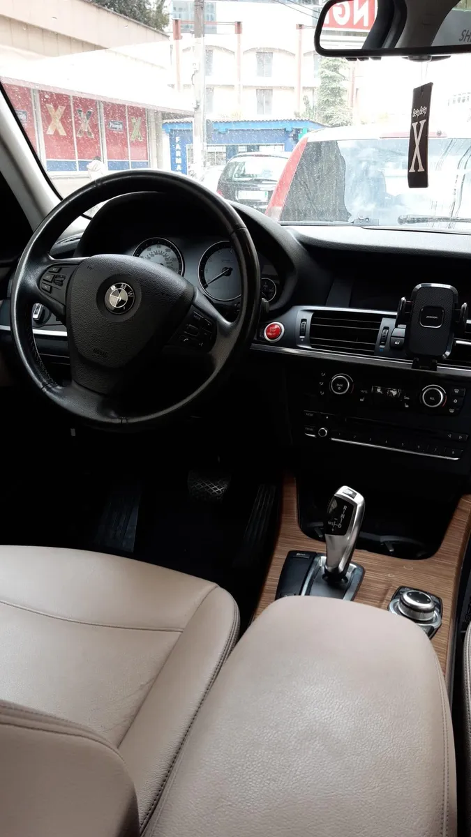 2011 BMW X3 thumbnail 3