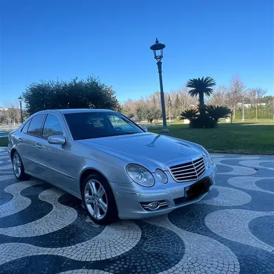Mercedes-Benz E-class 2003 në shitje