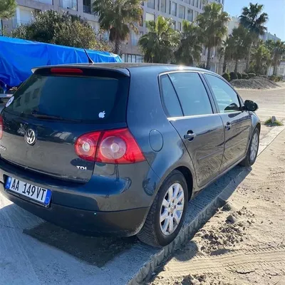Volkswagen Golf 2008 në shitje