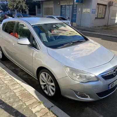 Opel Astra 2010 në shitje