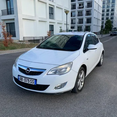 Opel Astra 2011