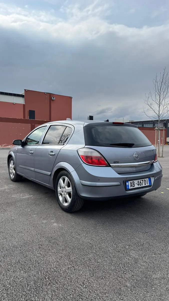 2004 Opel Astra