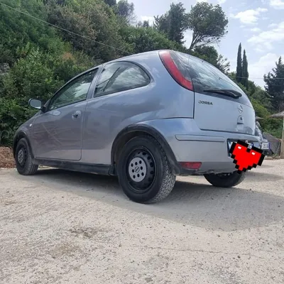 Opel Corsa 2004 në shitje