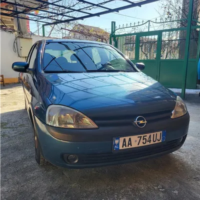 Opel Corsa 2001 në shitje