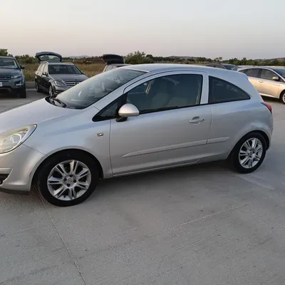 Opel Corsa 2008 në shitje