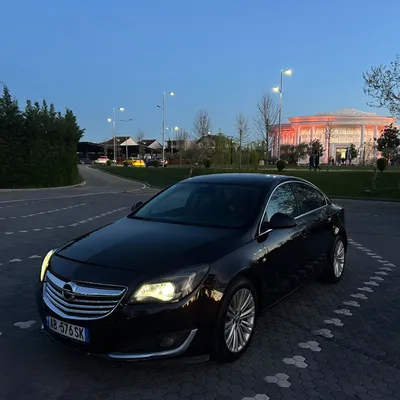 Opel Insignia 2013 në shitje