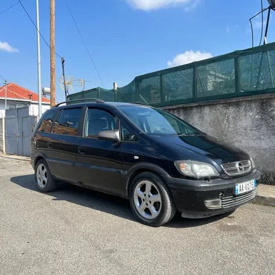 Opel Zafira 2003 në shitje