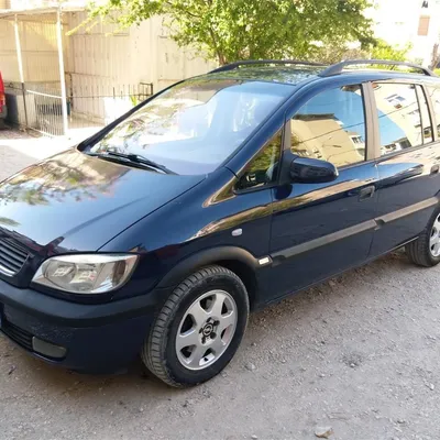 Opel Zafira 2002 në shitje