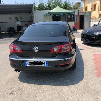 Volkswagen Passat CC 2009 në shitje