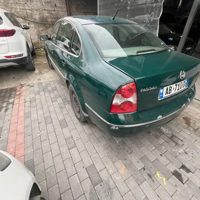 Volkswagen Passat 2003 në shitje
