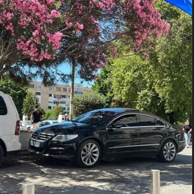 Volkswagen Passat CC 2009 në shitje