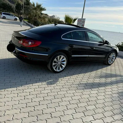 Volkswagen Passat CC 2011 në shitje