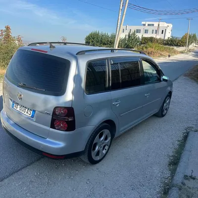 Volkswagen Touran 2009 në shitje