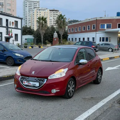Peugeot 208 2012 në shitje