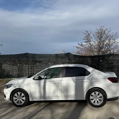 Peugeot 301 2020 në shitje