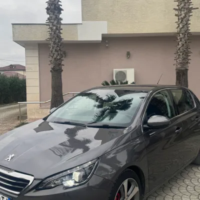 Peugeot 308 2016 në shitje