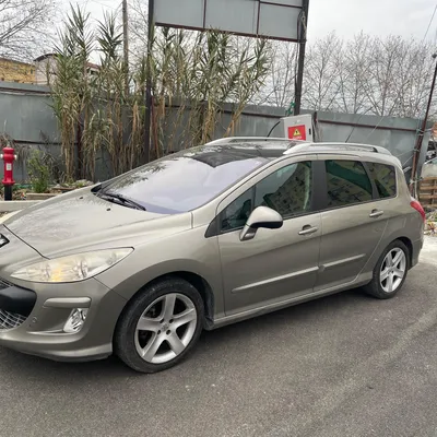Peugeot 308 2010 në shitje