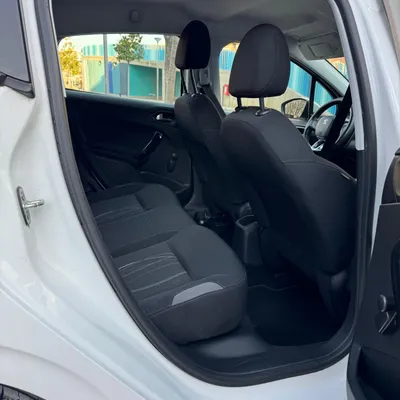 Peugeot 208 2014 në shitje