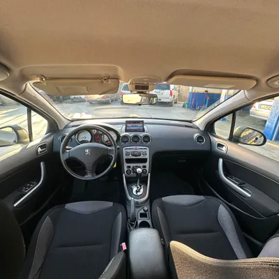 Peugeot 308 2010 në shitje