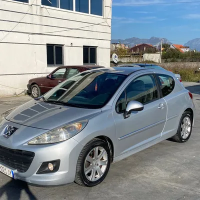 Peugeot 207 2012 në shitje