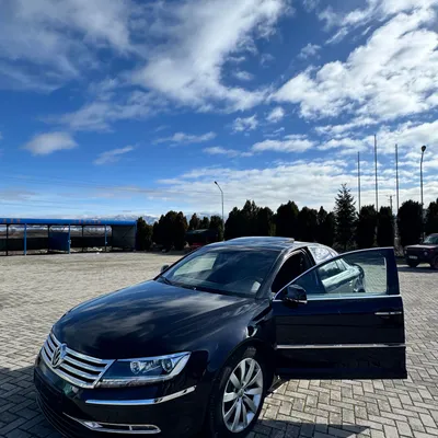 Volkswagen Phaeton 2013 në shitje