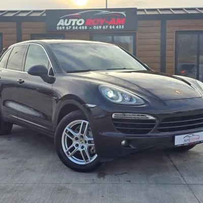 Porsche Cayenne 2012 në shitje