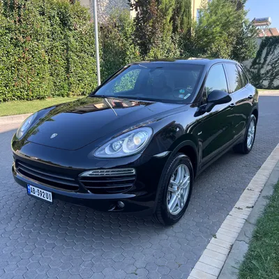 Porsche Cayenne 2014 në shitje
