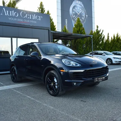 Porsche Cayenne 2015 në shitje