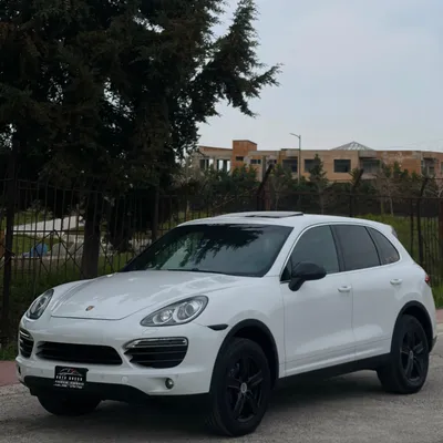 Porsche Cayenne 2013 në shitje